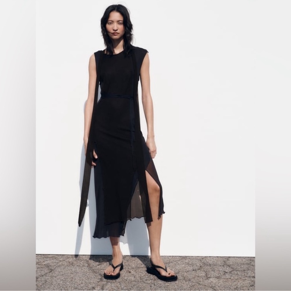 Zara 
COMBINATION KNIT DRESS